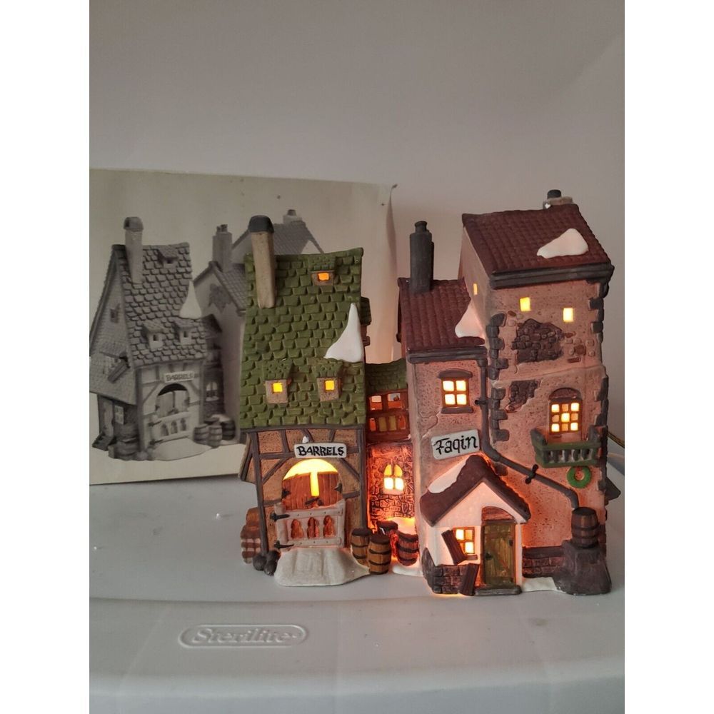 Vintage 1990 Dept 56 Dickens Village Fagin's Hideaway Oliver‎ Twist